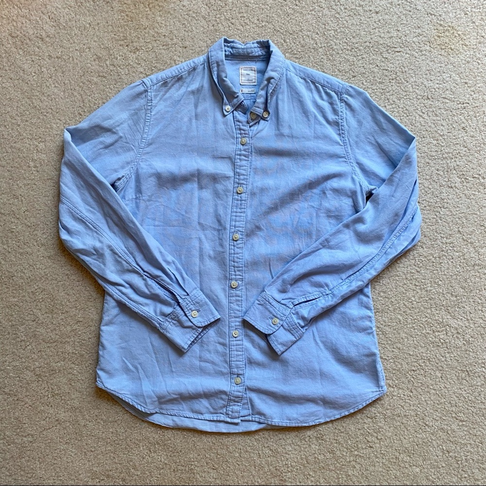 Gap Fitted Boyfriend Button Down Shirt